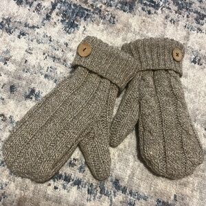 Free with any regular purchase upcycled fleece lined cable knit sweater mittens
